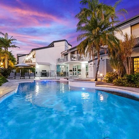 Noosa Boutique Apartments & Elkhorn Villas Exterior photo