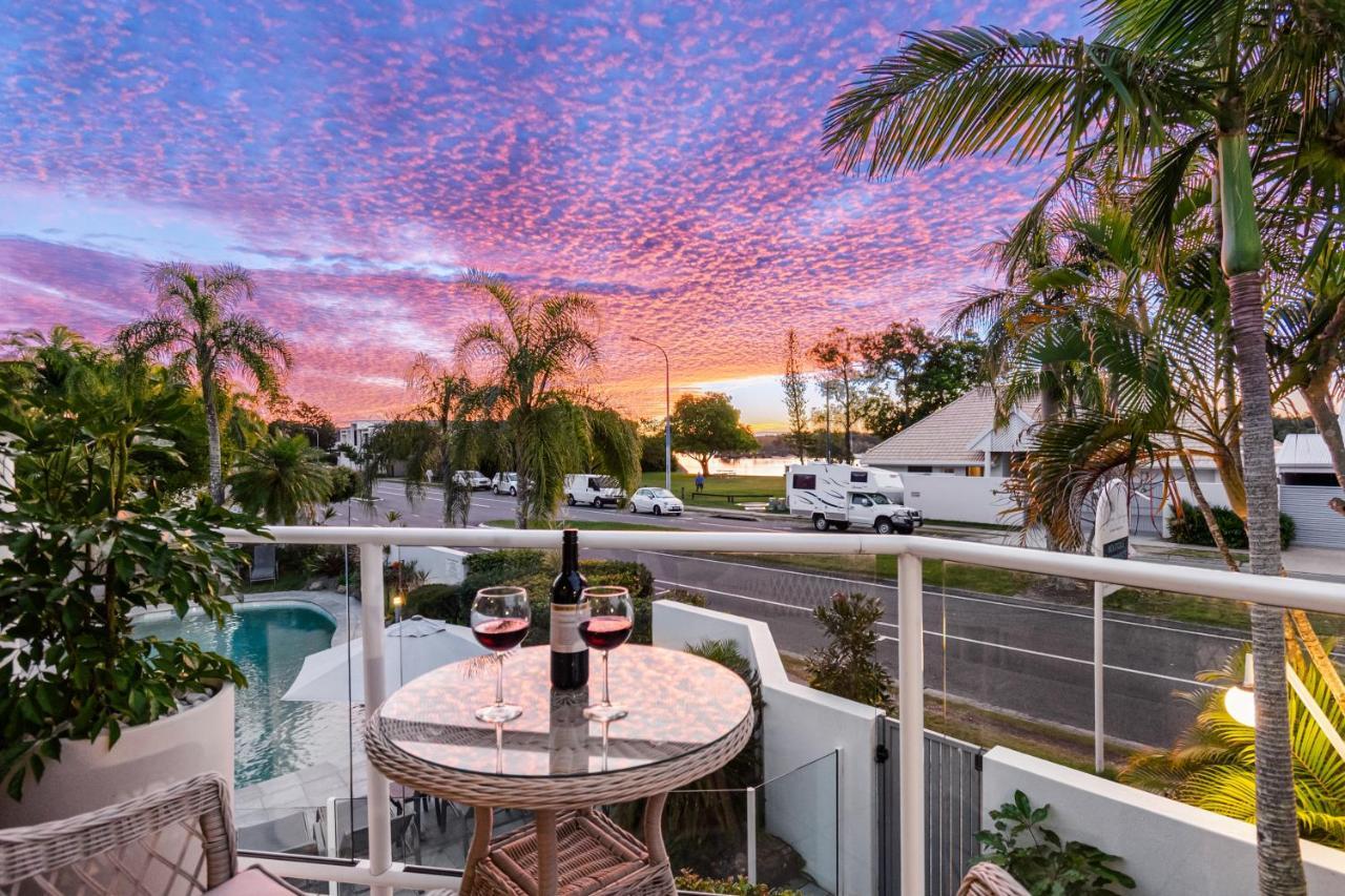 Noosa Boutique Apartments & Elkhorn Villas Exterior photo