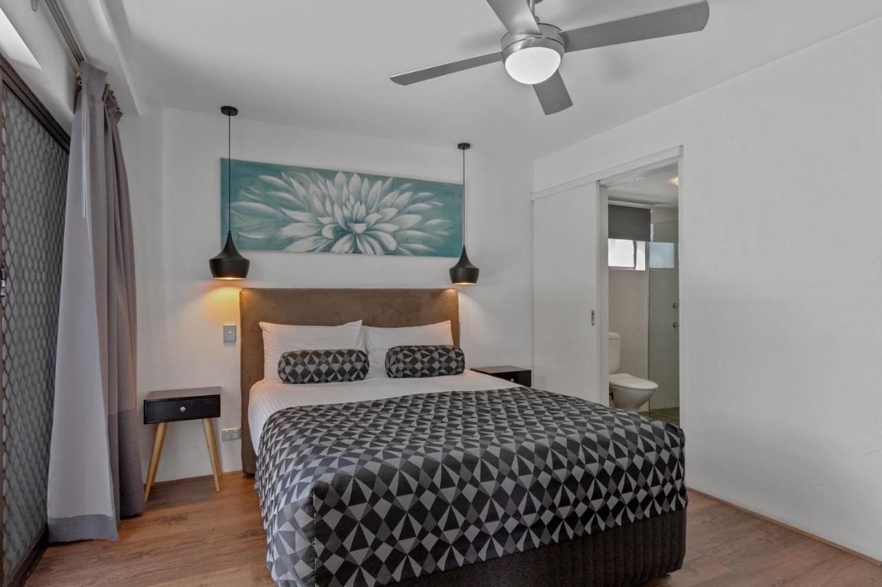 Noosa Boutique Apartments & Elkhorn Villas Exterior photo
