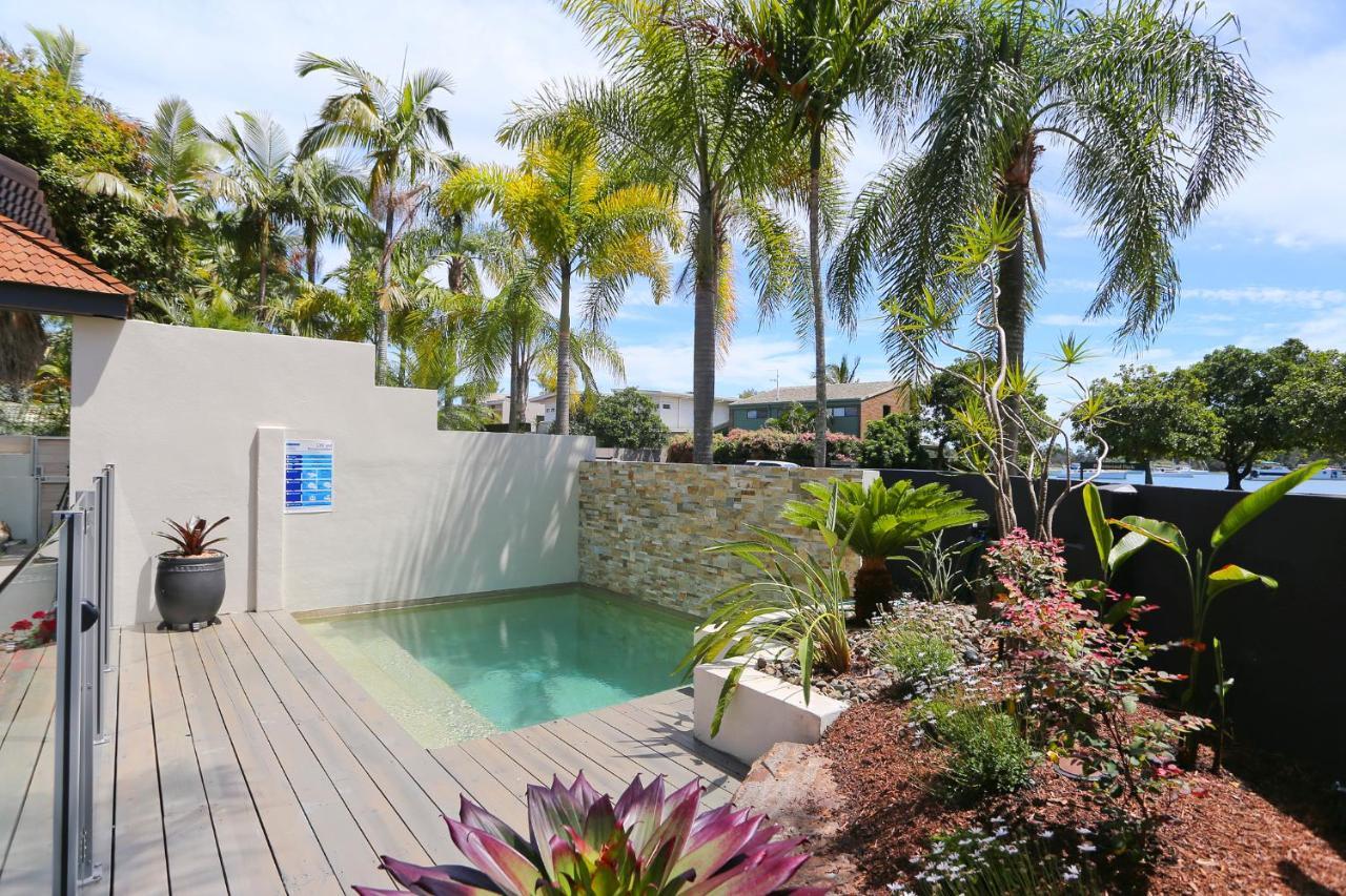 Noosa Boutique Apartments & Elkhorn Villas Exterior photo